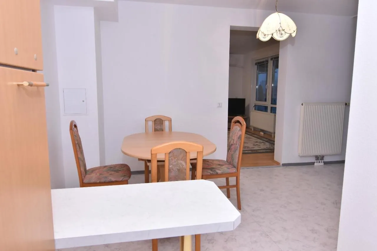 Modern Apartment At Vic 비엔나