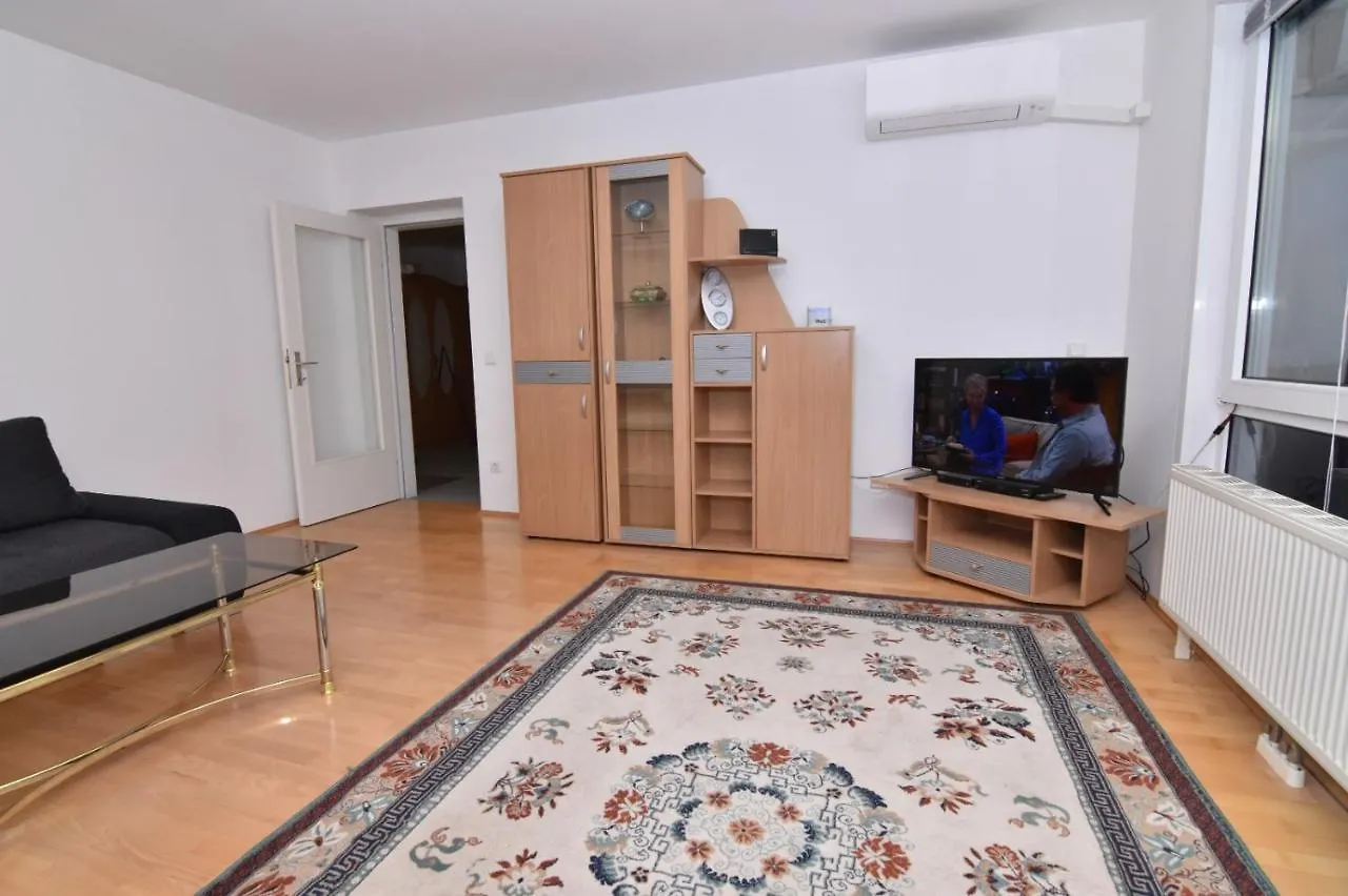 Modern Apartment At Vic Vienna Austria
